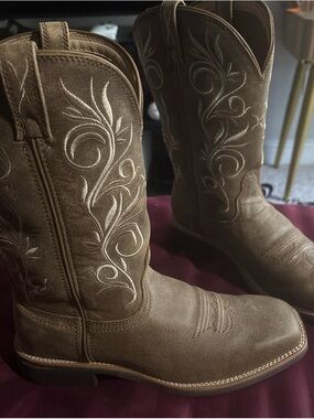 Twisted X Women's Brown Suede Embroidered Western Boots
